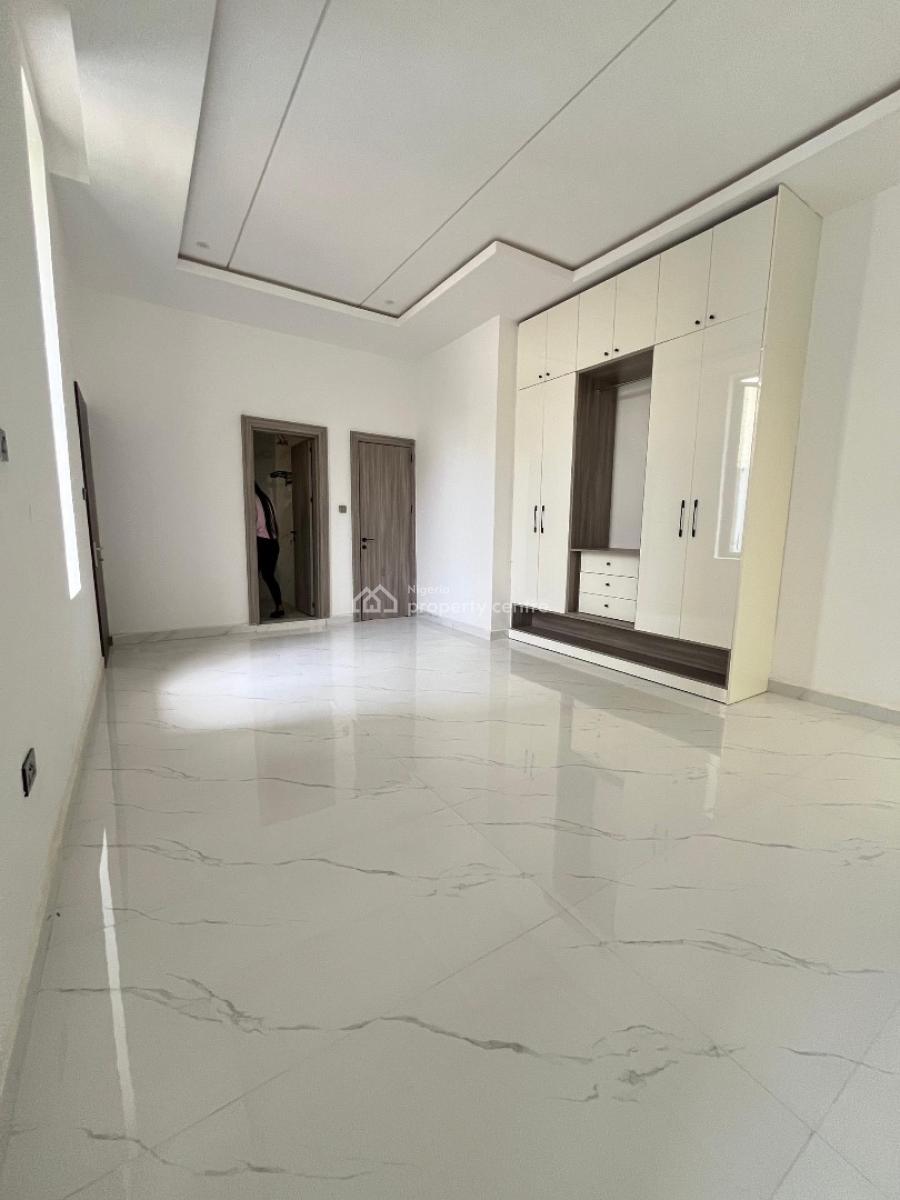 5 Bedroom  Detached Duplex  Comes with Elevator Shaft,  Pool and Bq, Apo, Abuja, Detached Duplex for Sale