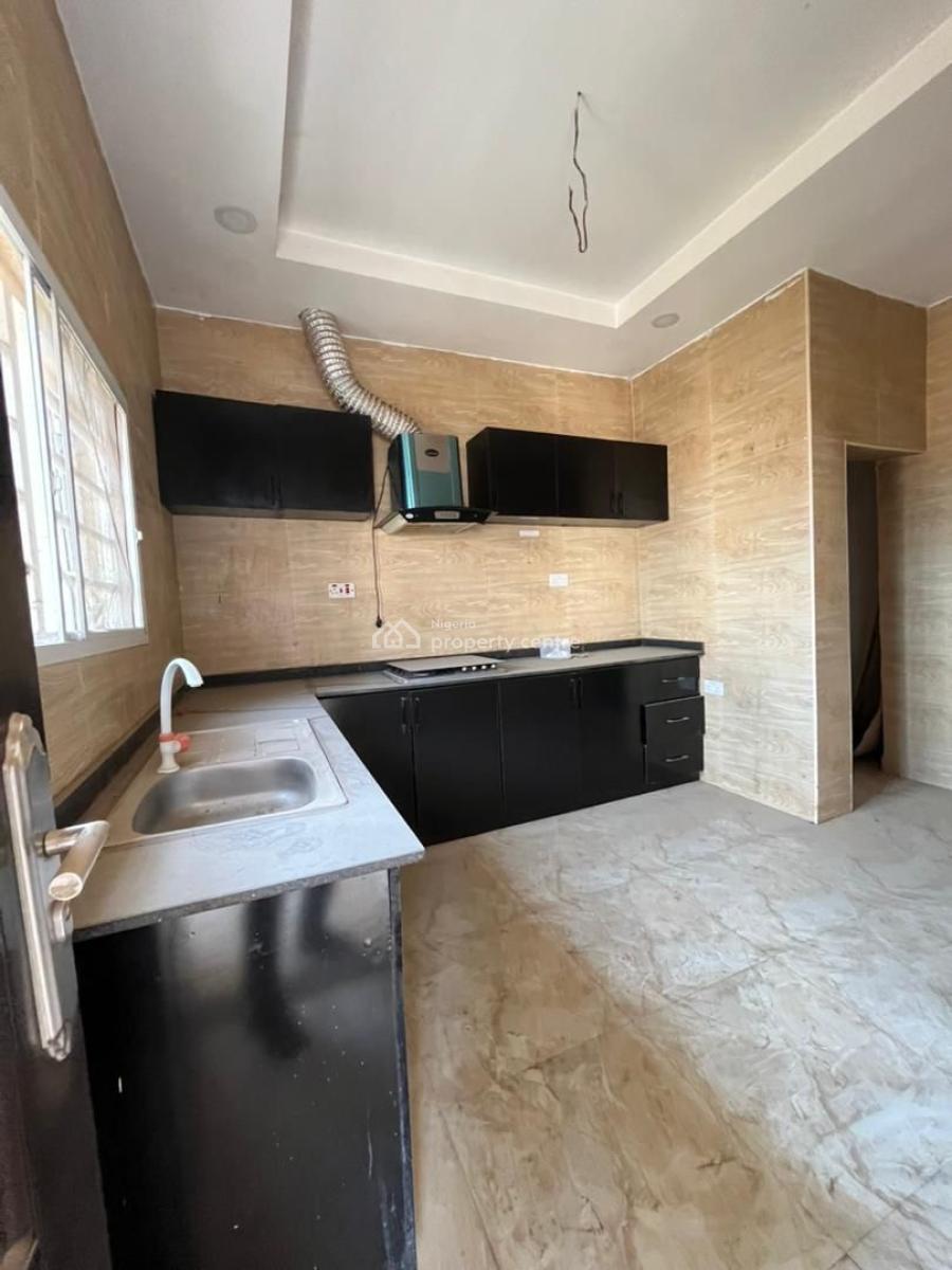 2 Bedroom Apartment, Lugbe District, Abuja, House for Rent