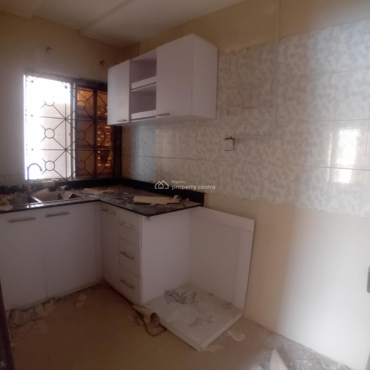 Newly Renovated 2 Bedroom Flat with Pop  in an Estate, Surulere, Lagos, Flat / Apartment for Rent