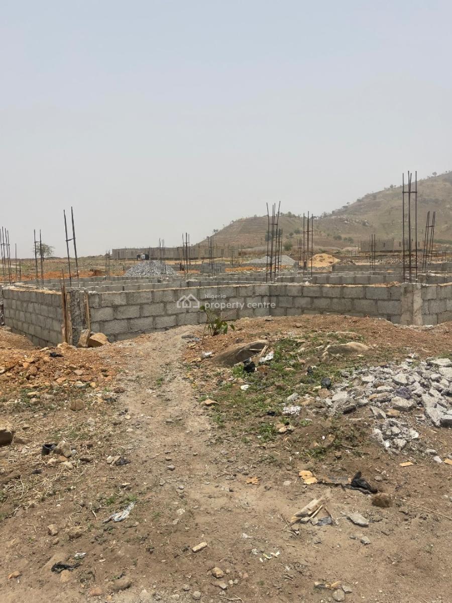 250sqm of Estate Plot for 3 Bedroom Semi Detached Duplex, Karsana, Abuja, Residential Land for Sale