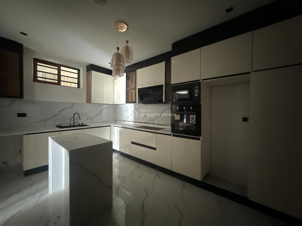 1 and 2 Bedroom Apartment Available, Lekki Phase 1, Lekki, Lagos, Flat / Apartment for Sale