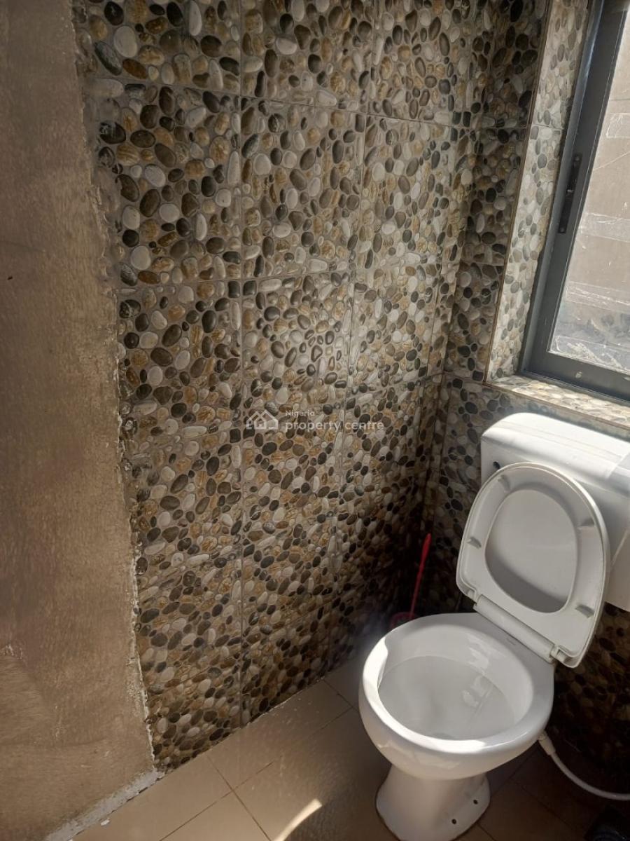 a Room Bq, Oniru, Victoria Island (vi), Lagos, Self Contain (single Rooms) for Rent