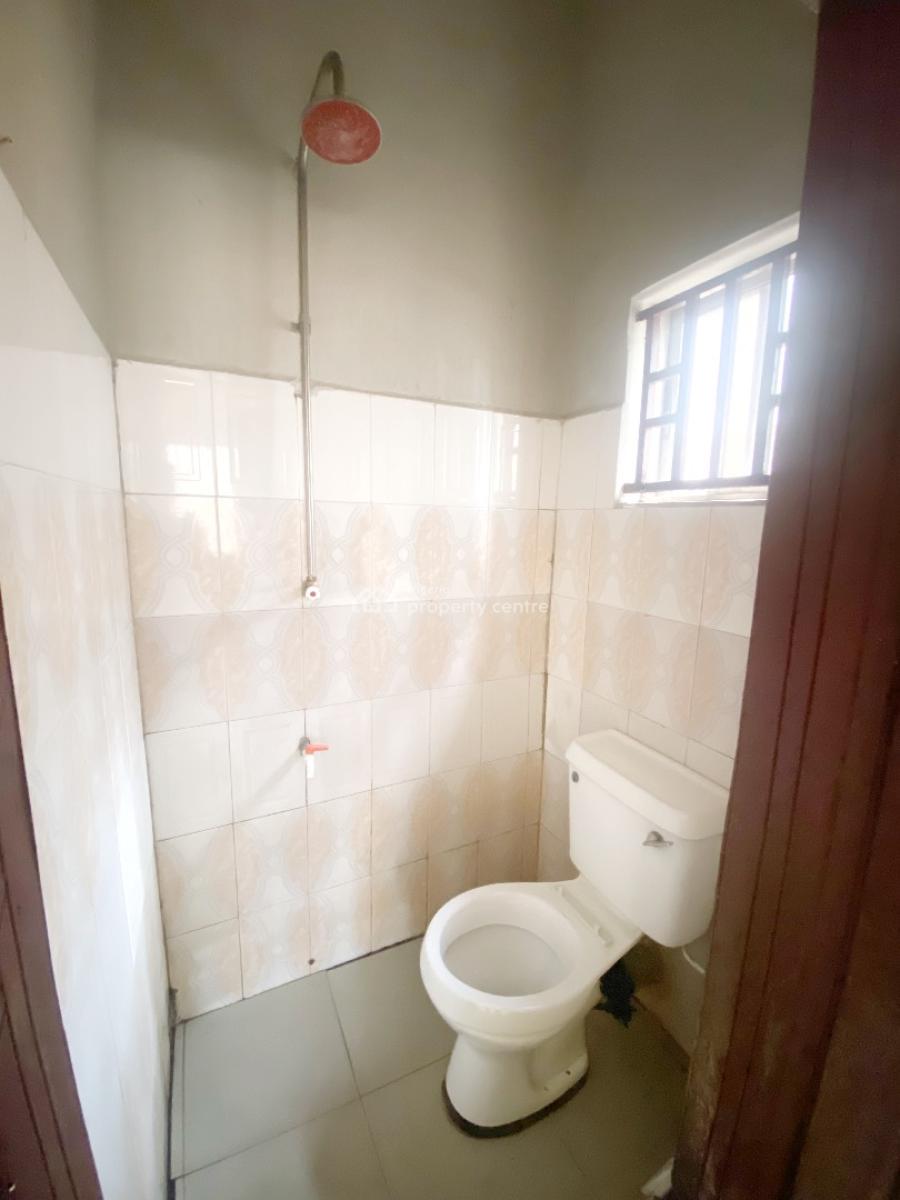 Luxury 2 Bedroom Flat, Olowora, Omole Phase 2, Ikeja, Lagos, Flat / Apartment for Rent