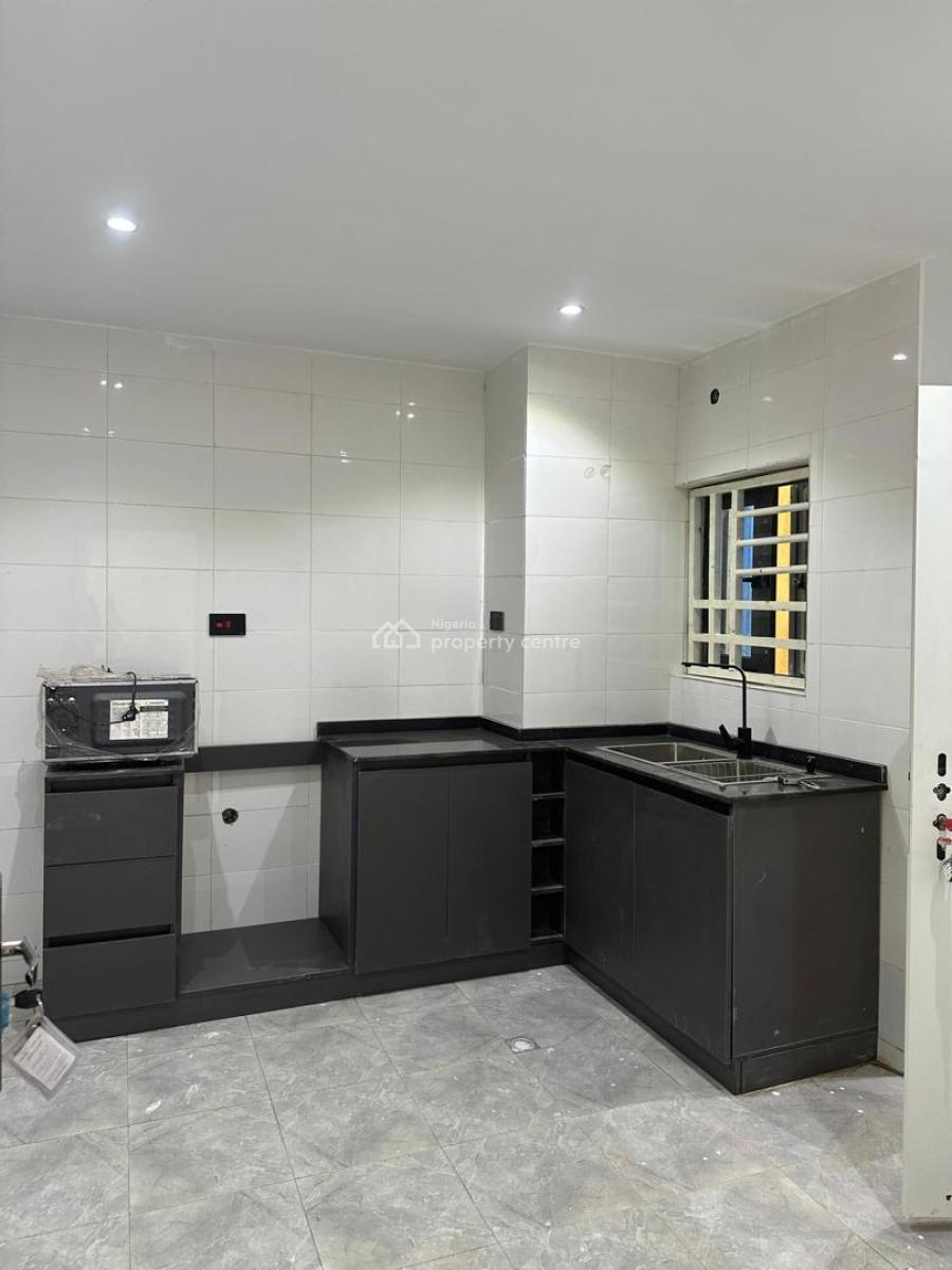 Brand New & Clean  3-bedroom Apartment, Dawaki, Gwarinpa, Abuja, Flat / Apartment for Rent