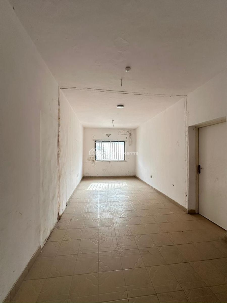 3 Bedroom Apartment, Lekki Phase 1, Lekki, Lagos, Flat / Apartment for Rent