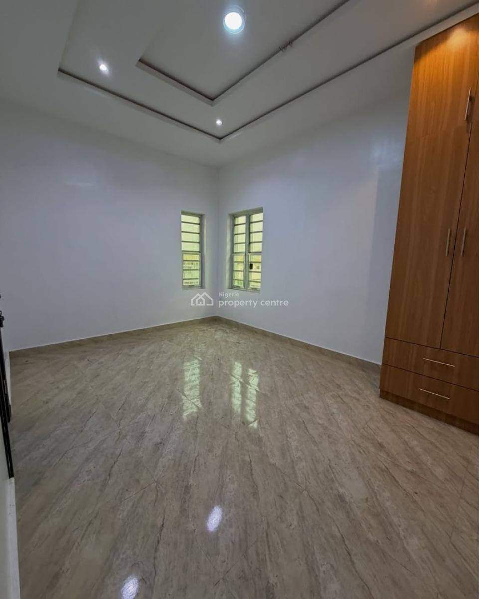 Exquisitely Built 3 Bedroom Apartment in Elite Estate, Gra Phase 2, Magodo, Lagos, Flat / Apartment for Sale