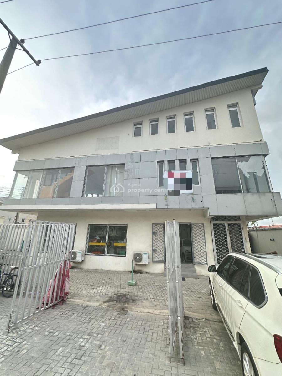 Commercial Space on First Floor, Lekki Phase 1, Lekki, Lagos, Office Space for Rent