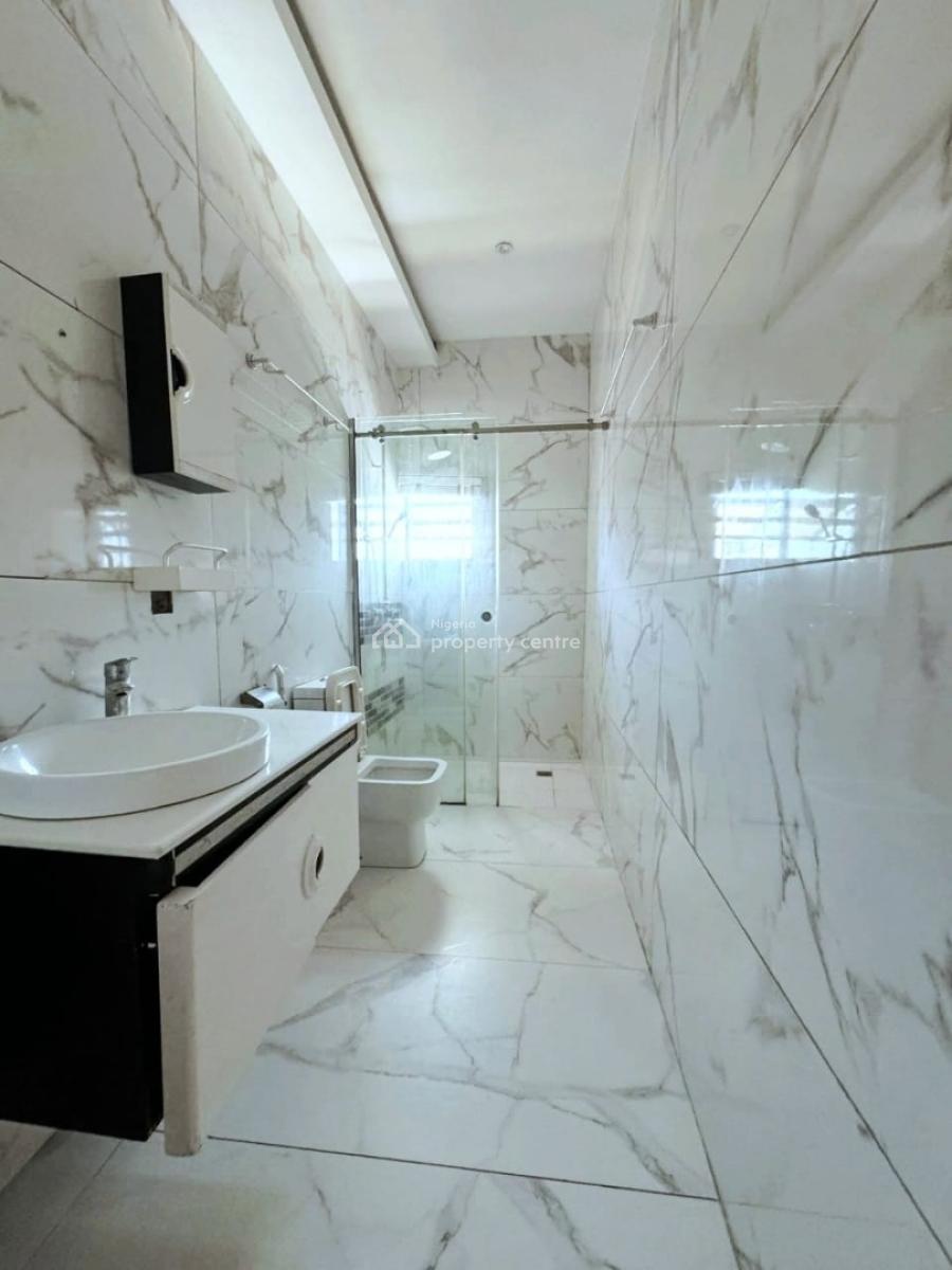 This 4-bedroom Semi-detached House, Ikate Elegushi, Lekki, Lagos, Semi-detached Duplex for Rent