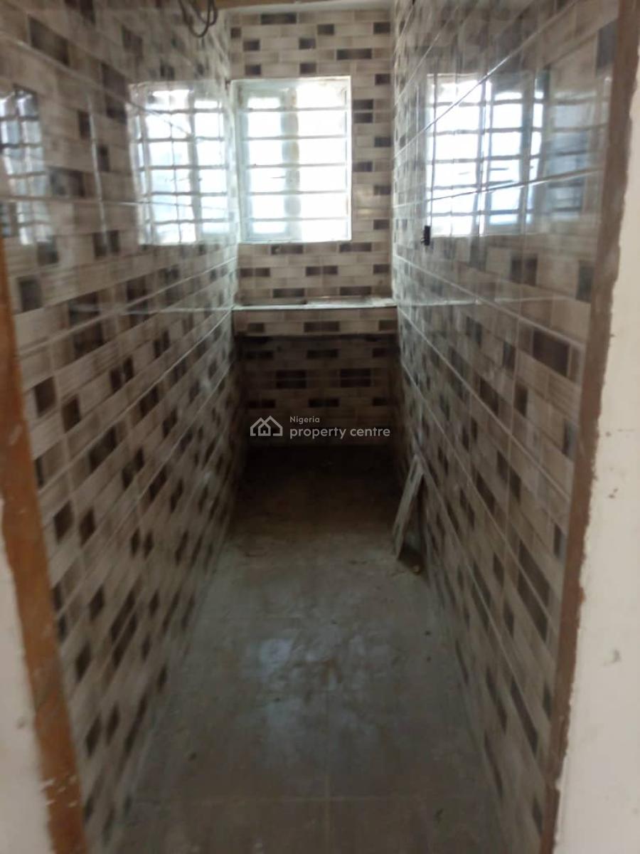 Spacious Miniflat with Modern Finishing in a Good Environment, Palmgrove, Shomolu, Lagos, Mini Flat (room and Parlour) for Rent