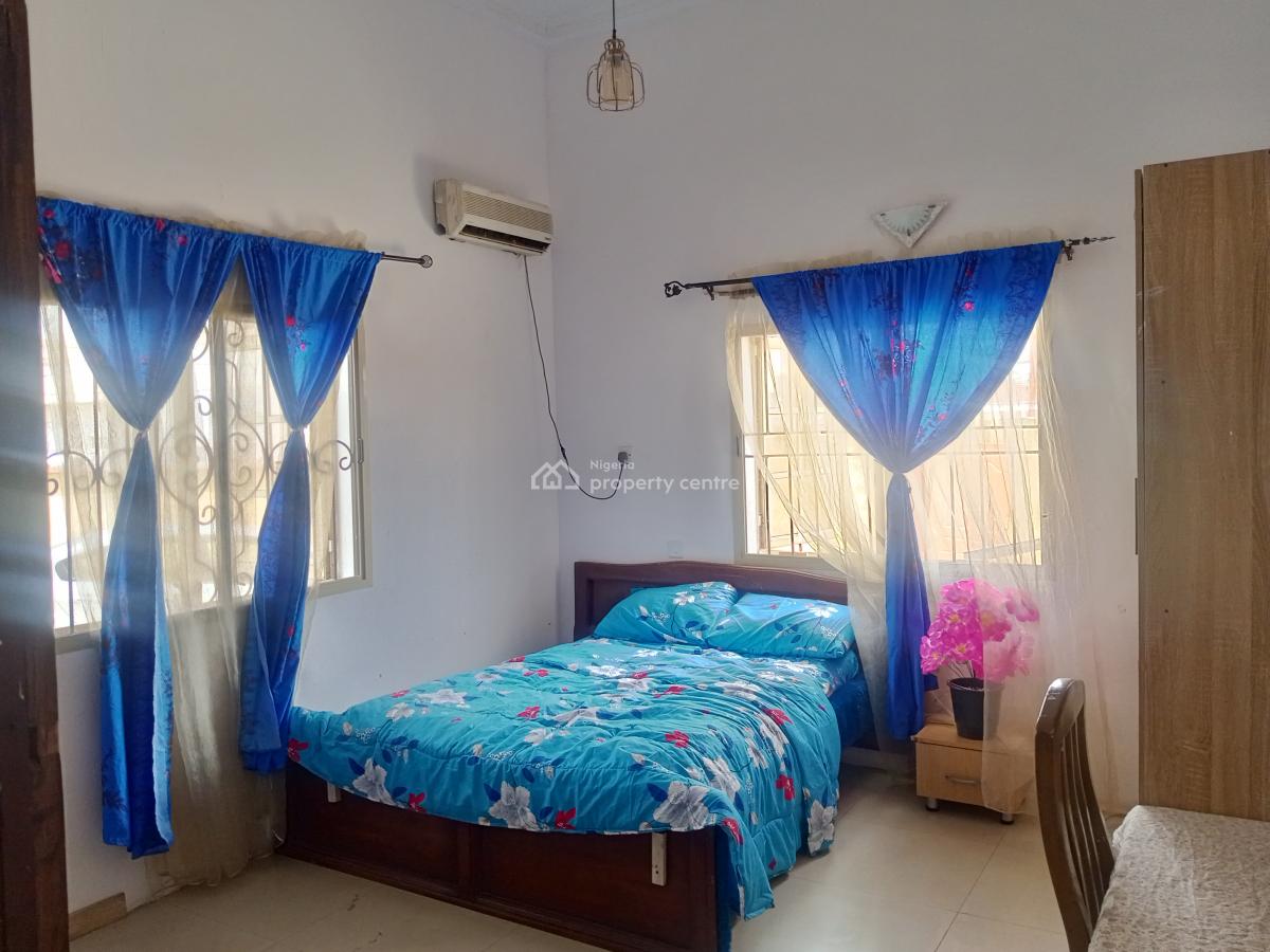 a Nice Furnished Luxury Room in a 3 Bedroom Flat, Freedom close, Begin jeffery plazac By Kilimanjaro, Ajiwe 3 ajah ajah, Ajiwe, Ajah, Lagos, Self Contain (single Rooms) Short Let