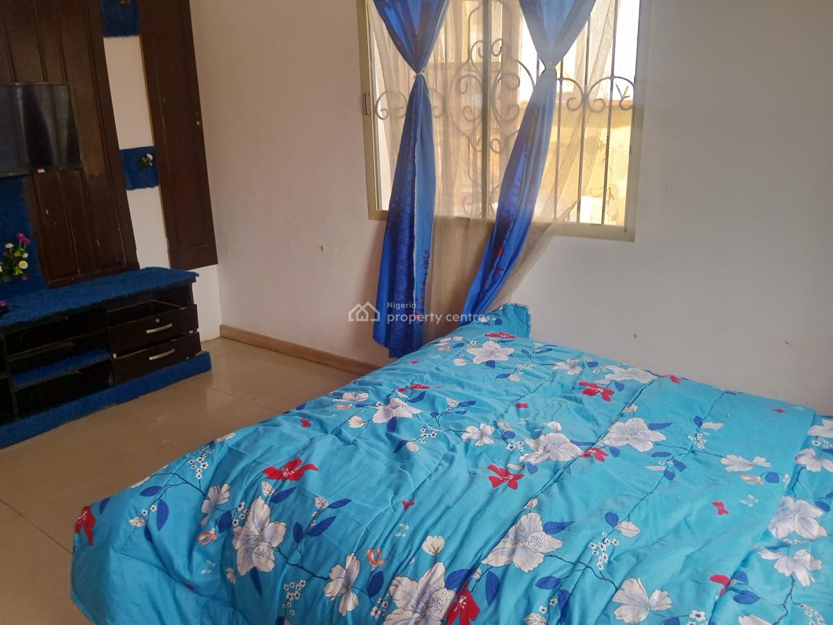 a Nice Furnished Luxury Room in a 3 Bedroom Flat, Freedom close, Begin jeffery plazac By Kilimanjaro, Ajiwe 3 ajah ajah, Ajiwe, Ajah, Lagos, Self Contain (single Rooms) Short Let