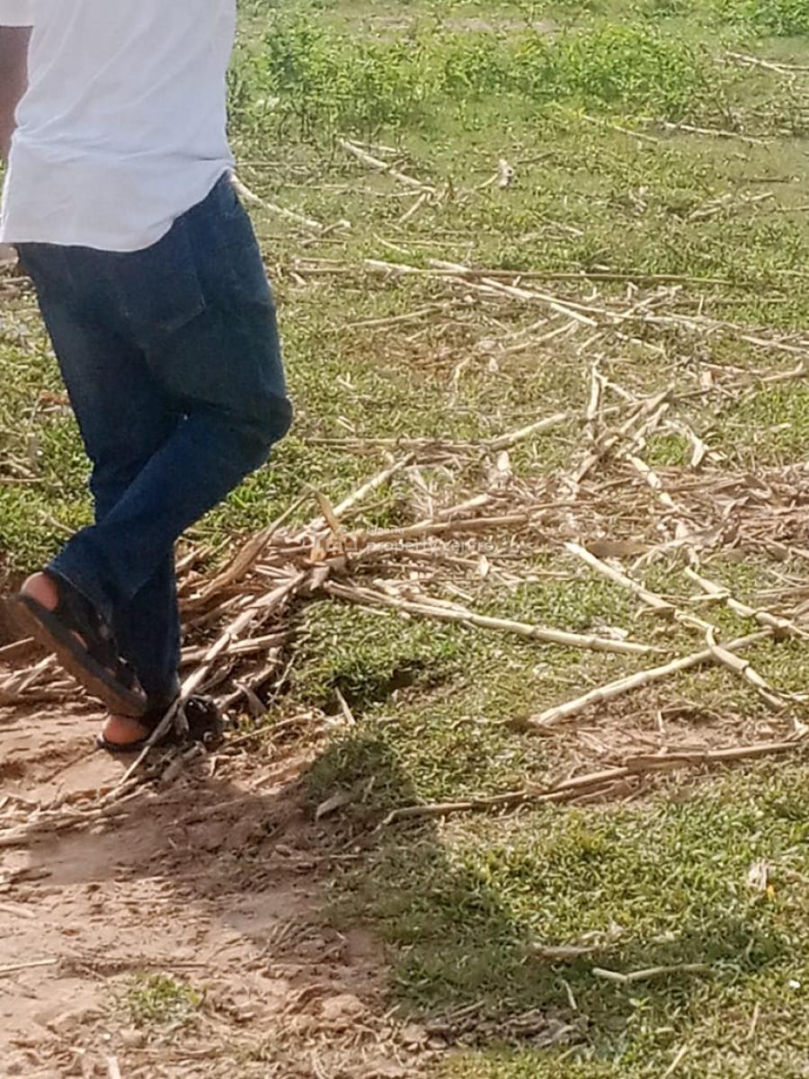 200sqm of Estate Residential Plot for 3 Bedroom Terrace Duplex, Near Madonna Internationl School Beside Woodhill Estate, Kuje, Abuja, Residential Land for Sale