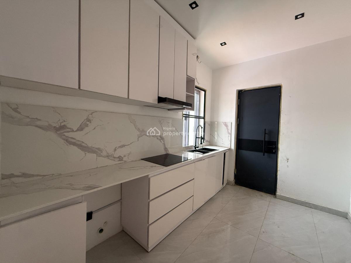 5 Bedroom Detached Available, Osapa, Lekki, Lagos, Detached Duplex for Sale