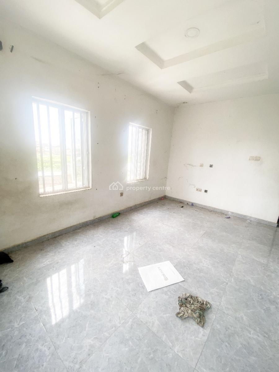 Luxury 2 Bedroom Flat, Olowora, Omole Phase 2, Ikeja, Lagos, Flat / Apartment for Rent