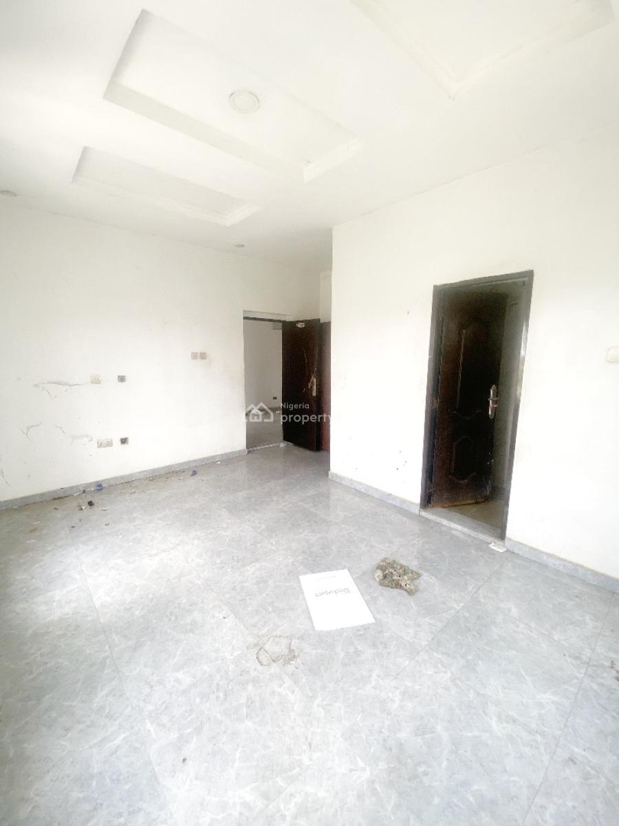 Luxury 2 Bedroom Flat, Olowora, Omole Phase 2, Ikeja, Lagos, Flat / Apartment for Rent