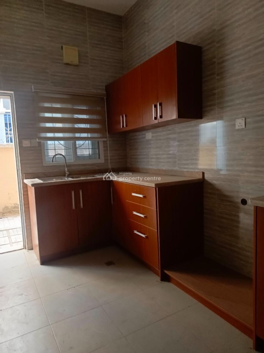Nicely Finished, Serviced 4 Bedroom Terrace Duplex with a Bq Attached, Guzape District, Abuja, House for Rent