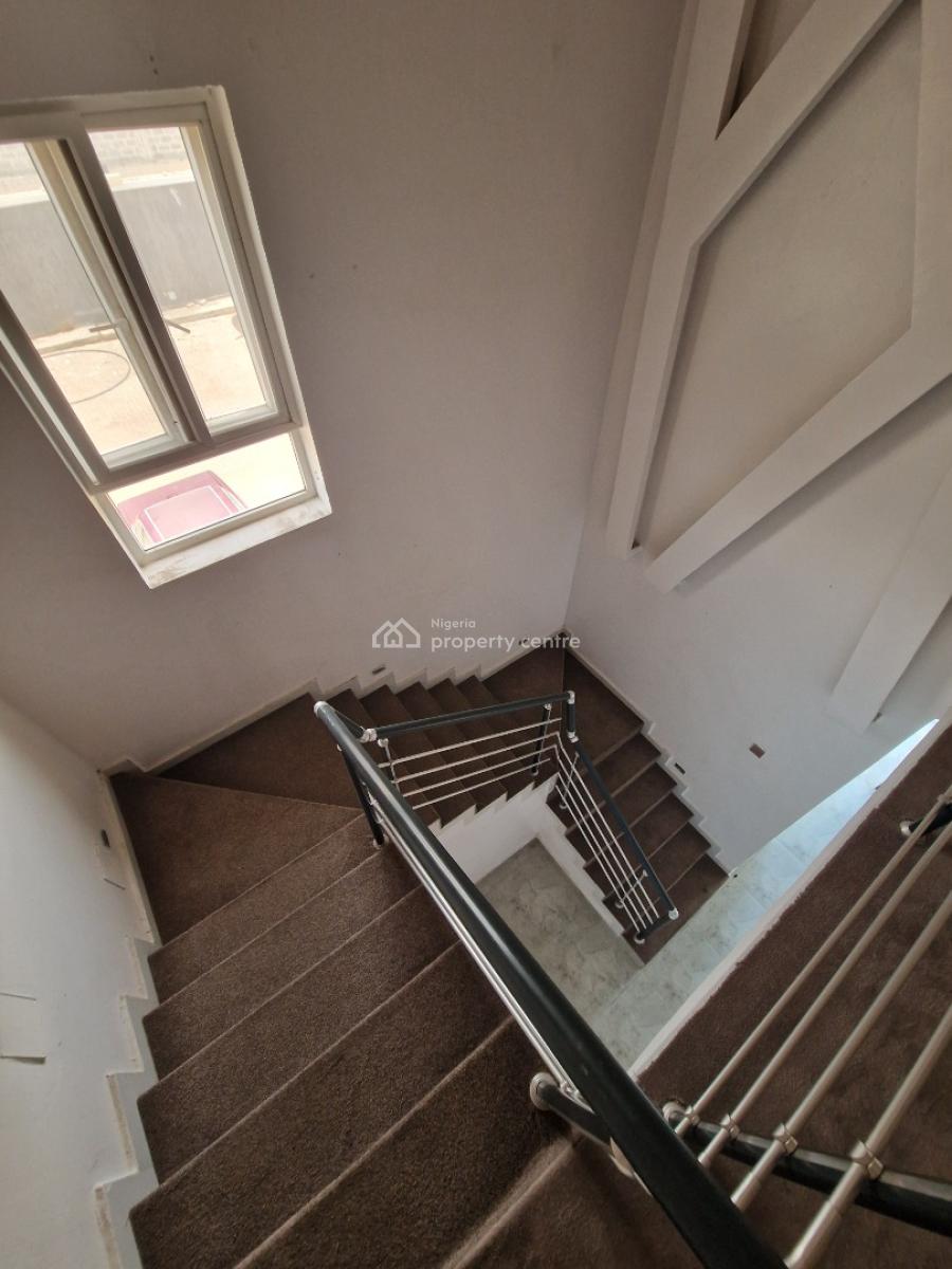 3 Bedroom Terrace with Bq, Ikate Elegushi, Lekki, Lagos, Semi-detached Duplex for Rent