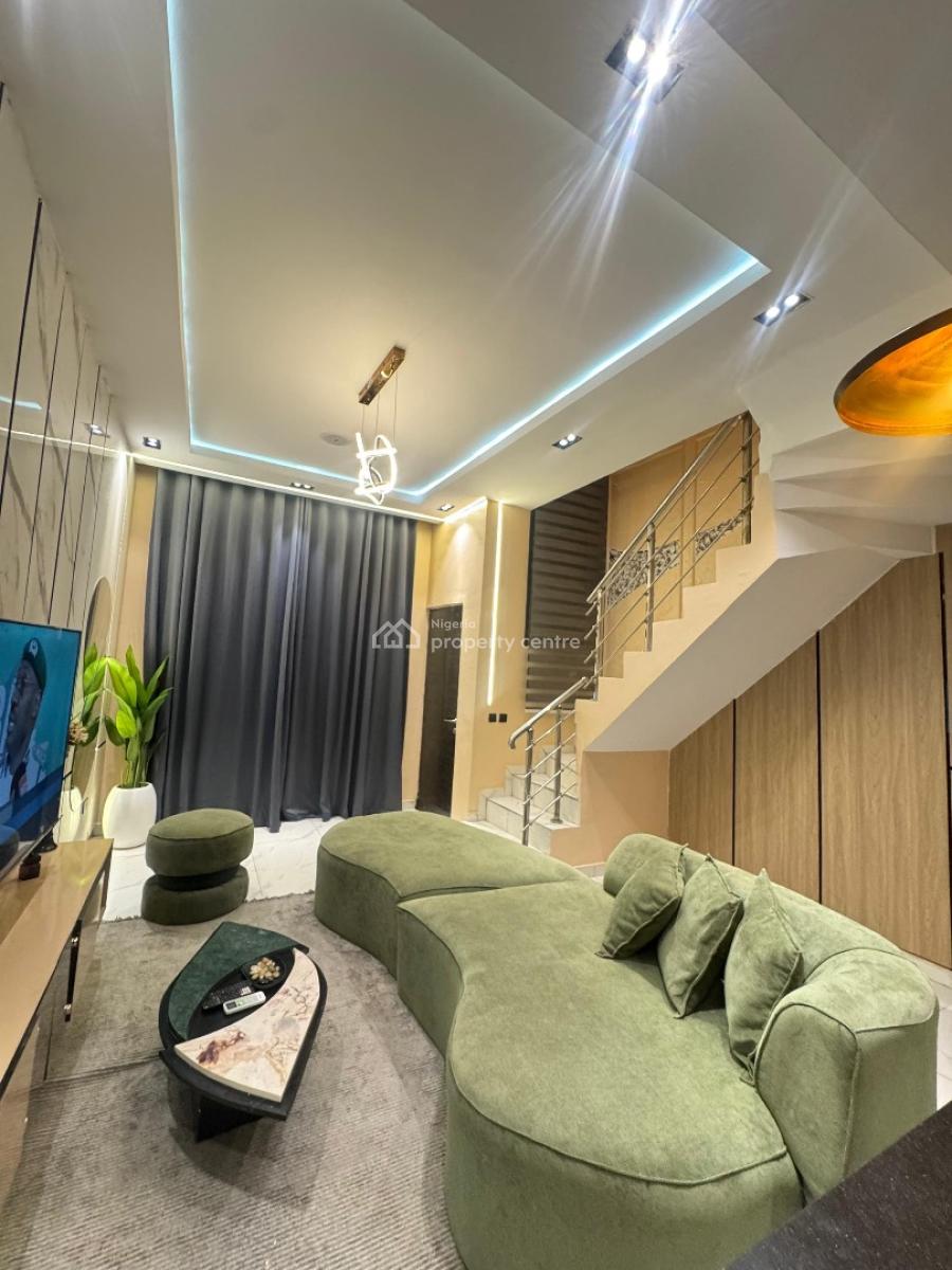 Beautiful 1 Bedroom Duplex Available, Lekki Phase 1, Lekki, Lagos, Flat / Apartment Short Let