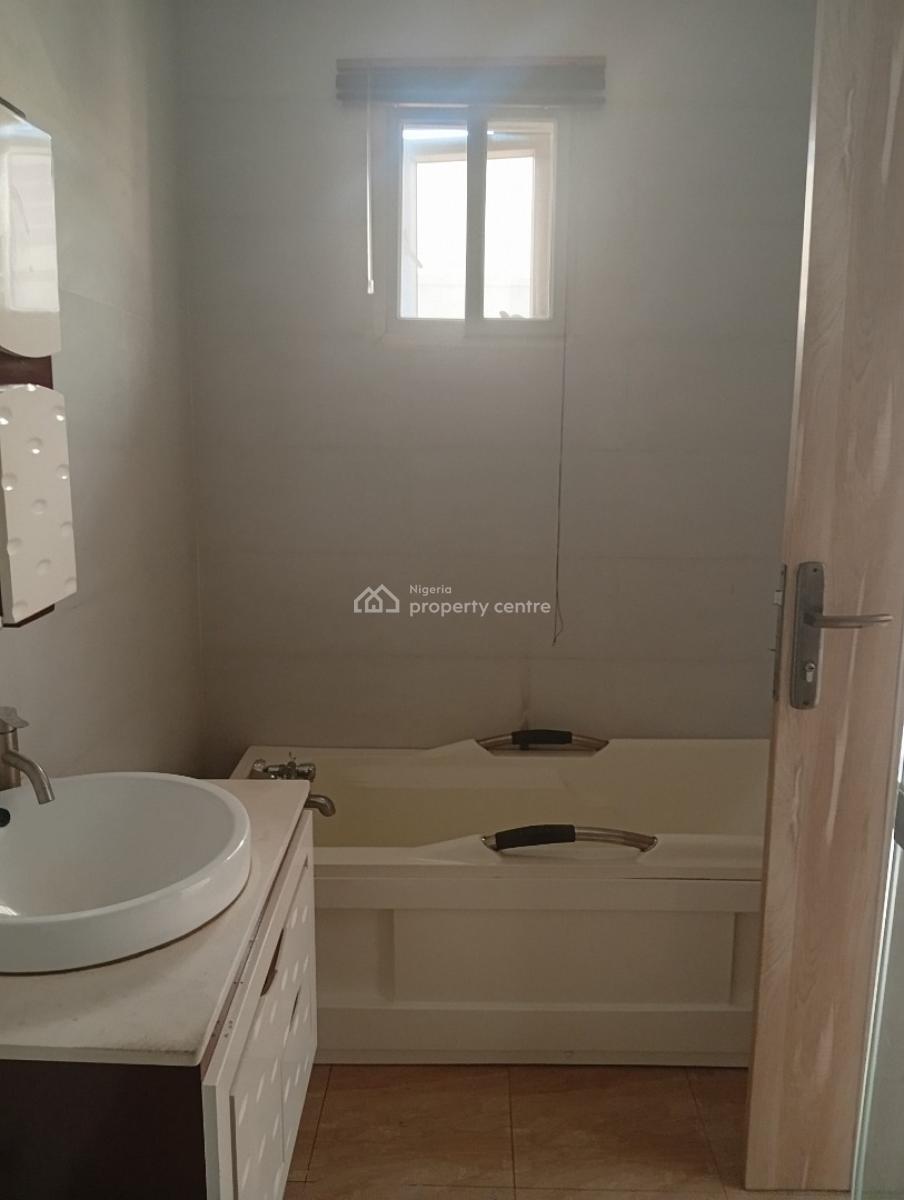 Spacious 4 Bedroom Terraced Duplex, Fully Serviced., Victoria Bay Estate, By Royal Pine Gate One, Lekki, Lagos, Terraced Duplex for Rent
