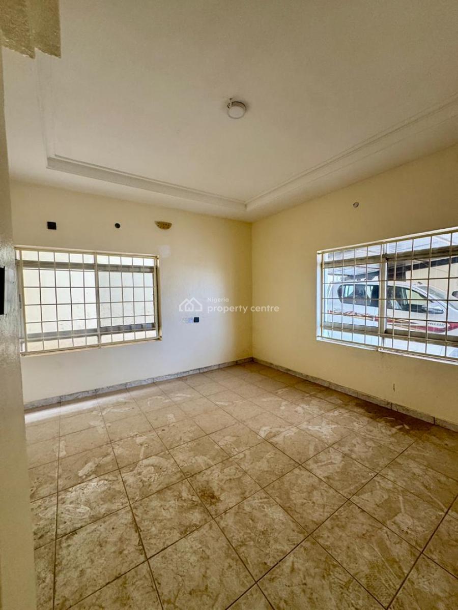 Well Renovated 2  Bedroom Apartment, Asokoro District, Abuja, Flat / Apartment for Rent