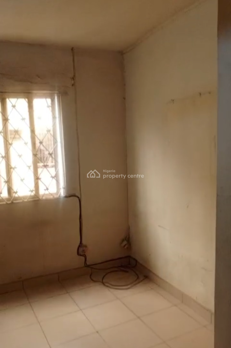 Decent Two Bedrooms Flat, Soluyi, Gbagada, Lagos, Flat / Apartment for Rent
