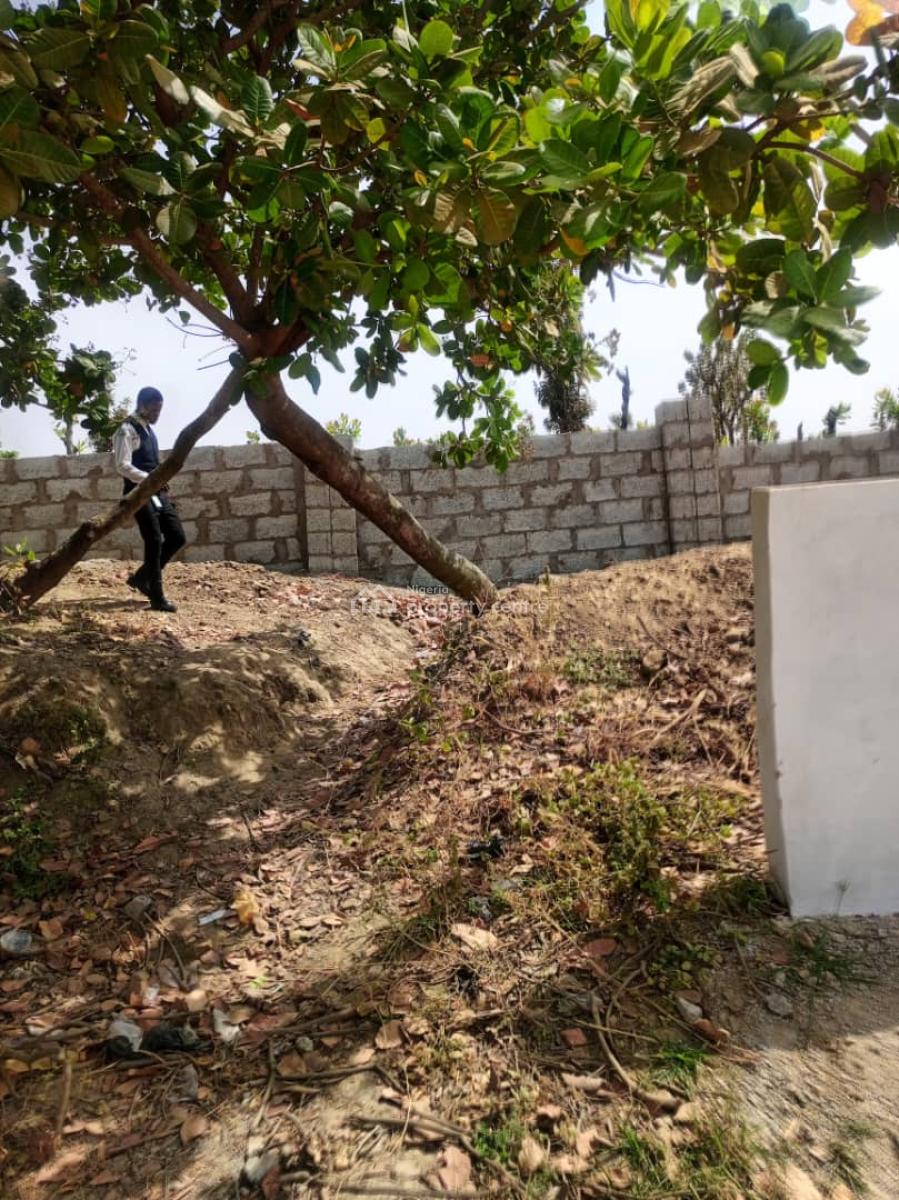 350sqm for 3 Bedroom Bungalow with Bq, By Kuje Ultra Modern Market By Entrance of Pegi Road, Kuje, Abuja, Residential Land for Sale