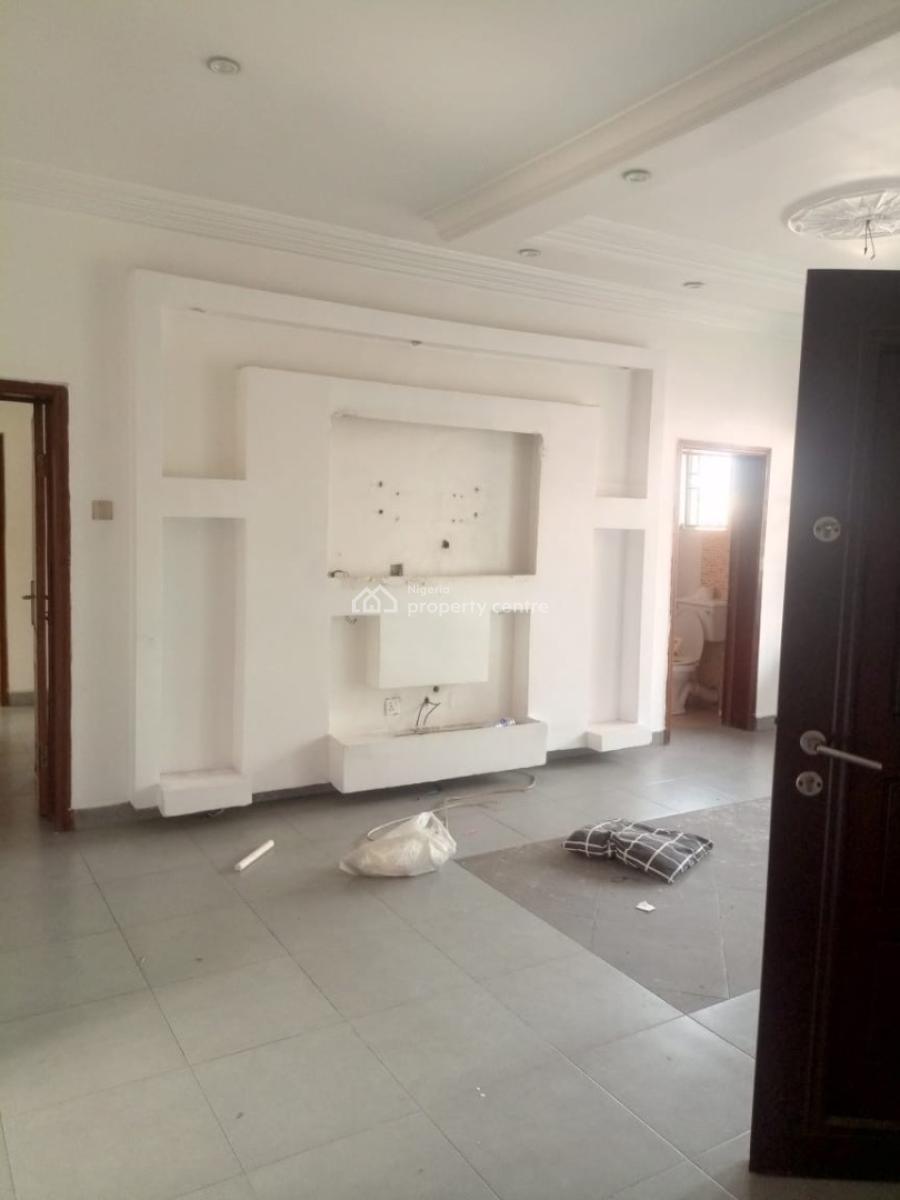 Luxury 3 Bedroom Apartment, Gra Phase 2, Magodo, Lagos, Flat / Apartment for Rent