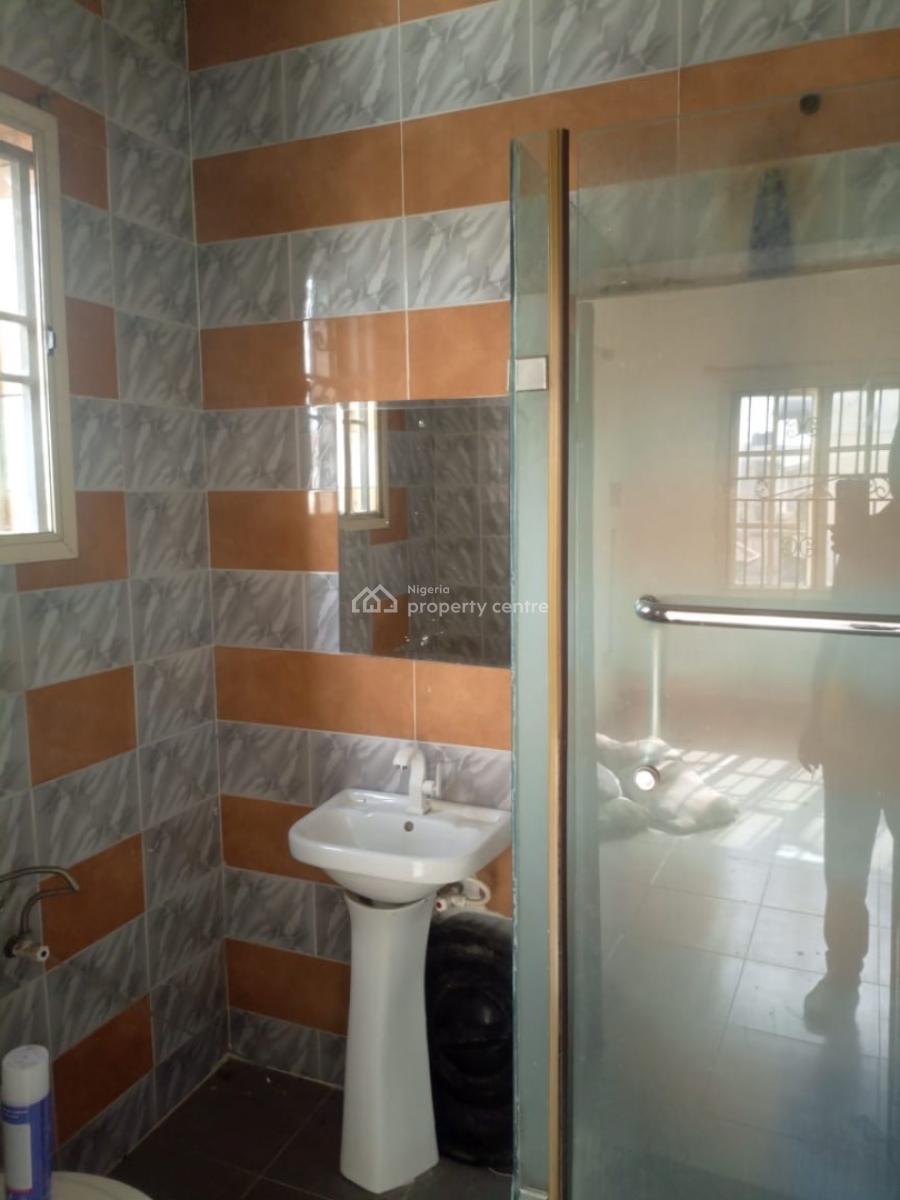 Luxury 3 Bedroom Apartment, Gra Phase 2, Magodo, Lagos, Flat / Apartment for Rent