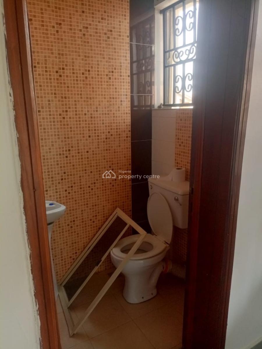 Luxury 3 Bedroom Apartment, Gra Phase 2, Magodo, Lagos, Flat / Apartment for Rent