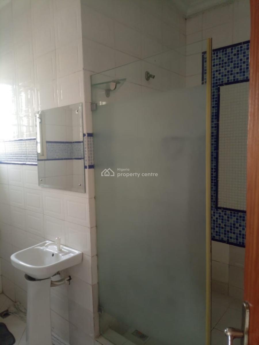 Luxury 3 Bedroom Apartment, Gra Phase 2, Magodo, Lagos, Flat / Apartment for Rent