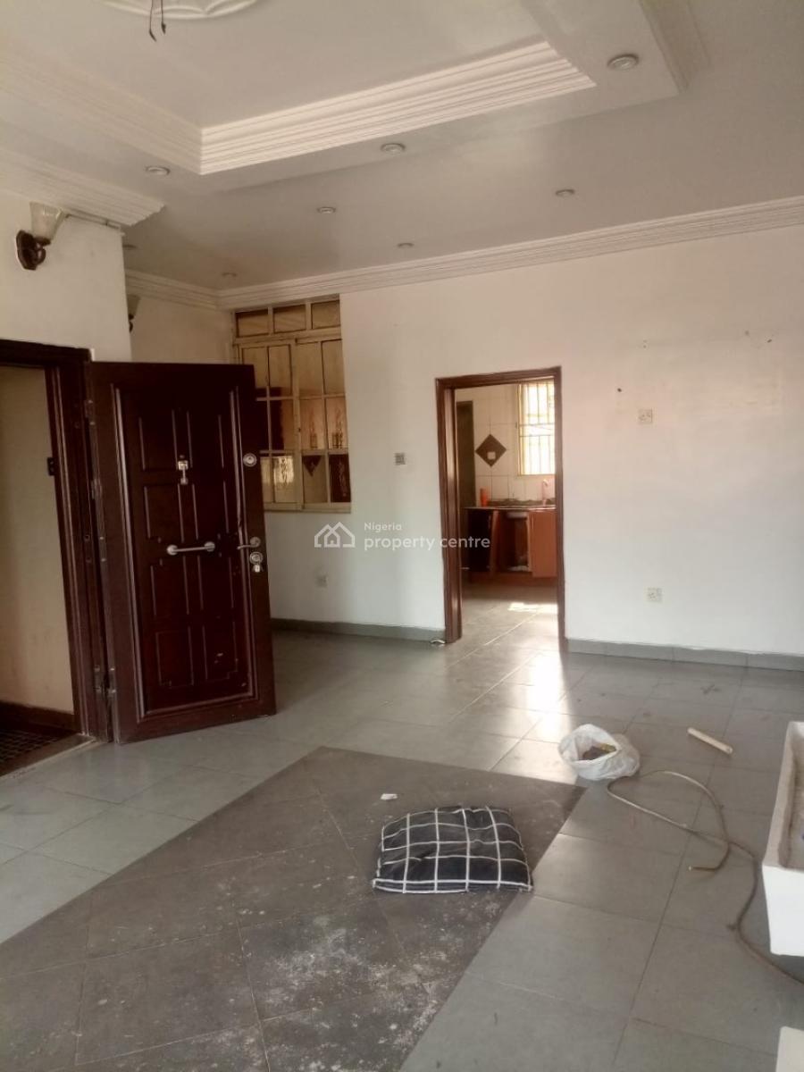 Luxury 3 Bedroom Apartment, Gra Phase 2, Magodo, Lagos, Flat / Apartment for Rent