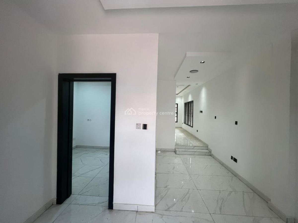 Brand New Self Compound 5 Bedroom Fully Detached House with Bq, Lekki Phase 1, Lekki, Lagos, Detached Duplex for Rent