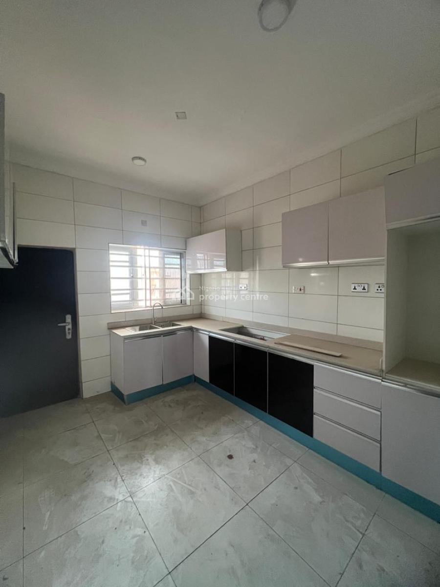 4 Bedroom Terrace Available, Ogudu, Lagos, Terraced Duplex for Sale