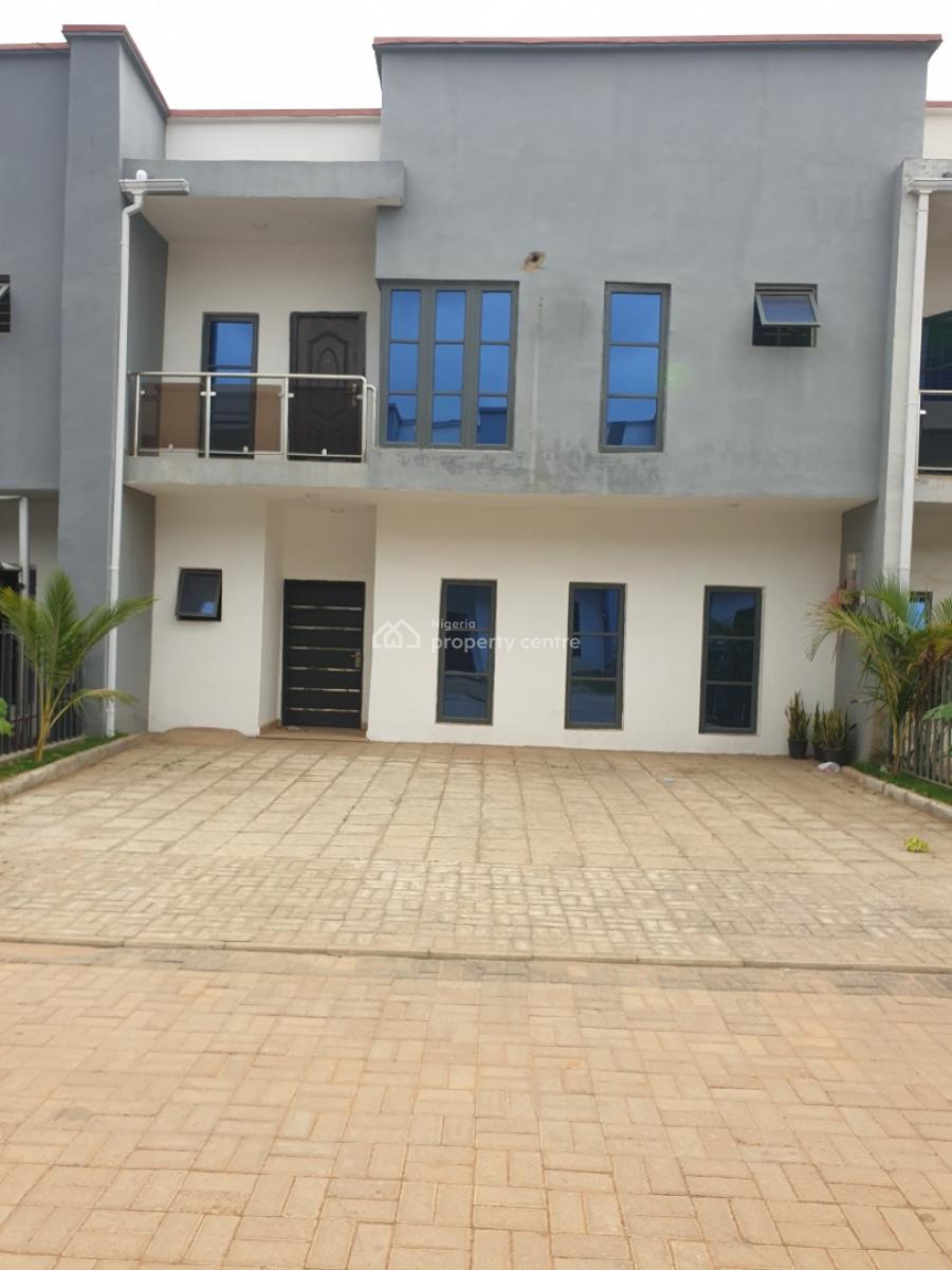 Newly Built Spacious 3 Bedroom Terraced Duplex with Bw, Sunnyvale Gardens Estate, Dakwo, Abuja, Terraced Duplex for Rent