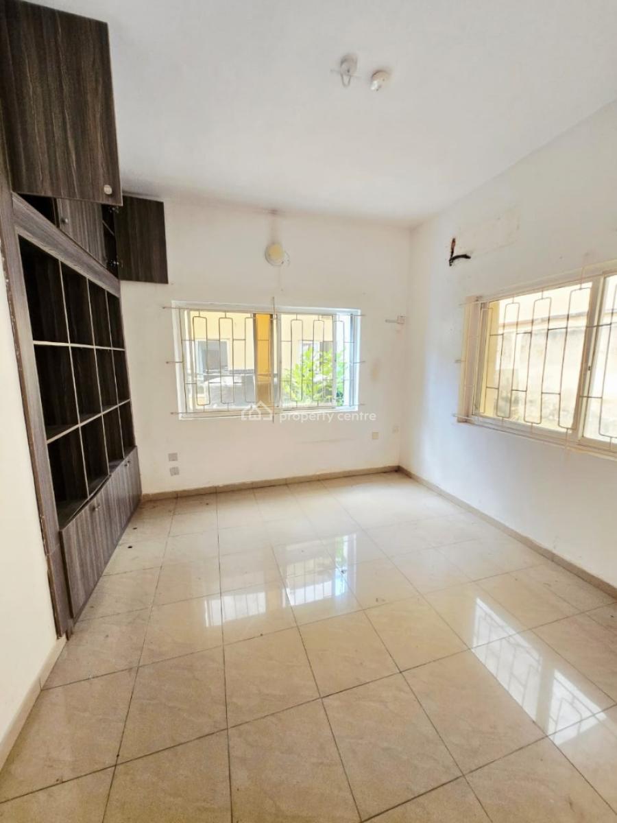 Spacious 8 Rooms Office Building with 2 Room Bq, Ikoyi, Lagos, Office Space for Rent