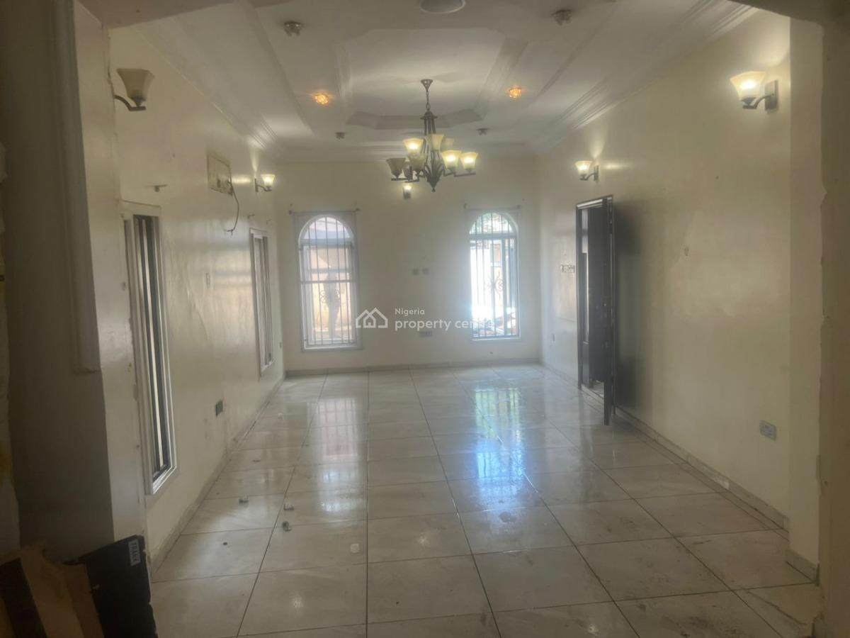 Self Compound Spacious 5 Bedroom Fully Detached Duplex with 2 Rooms Bq, Lekki Phase 1, Lekki, Lagos, Detached Duplex for Rent