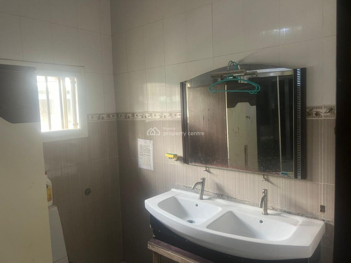 Self Compound Spacious 5 Bedroom Fully Detached Duplex with 2 Rooms Bq, Lekki Phase 1, Lekki, Lagos, Detached Duplex for Rent