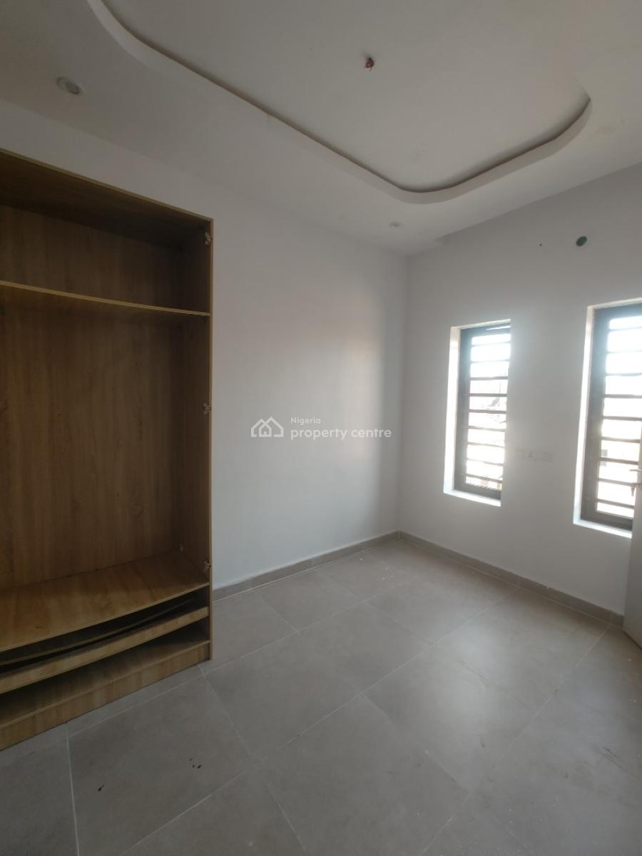 Very Sharp 4 Bedroom Terrace Duplex in an Estate, Sangotedo, Ajah, Lagos, Flat / Apartment for Rent