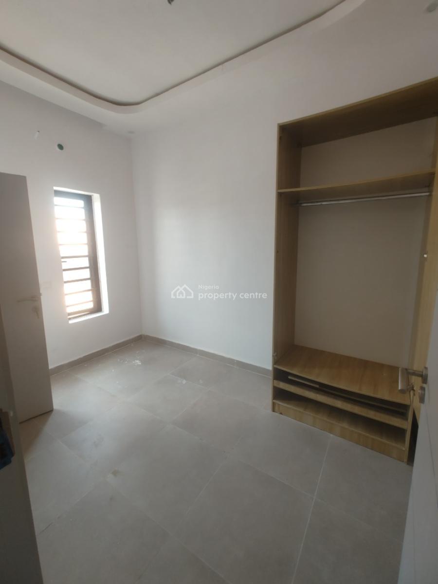 Very Sharp 4 Bedroom Terrace Duplex in an Estate, Sangotedo, Ajah, Lagos, Flat / Apartment for Rent