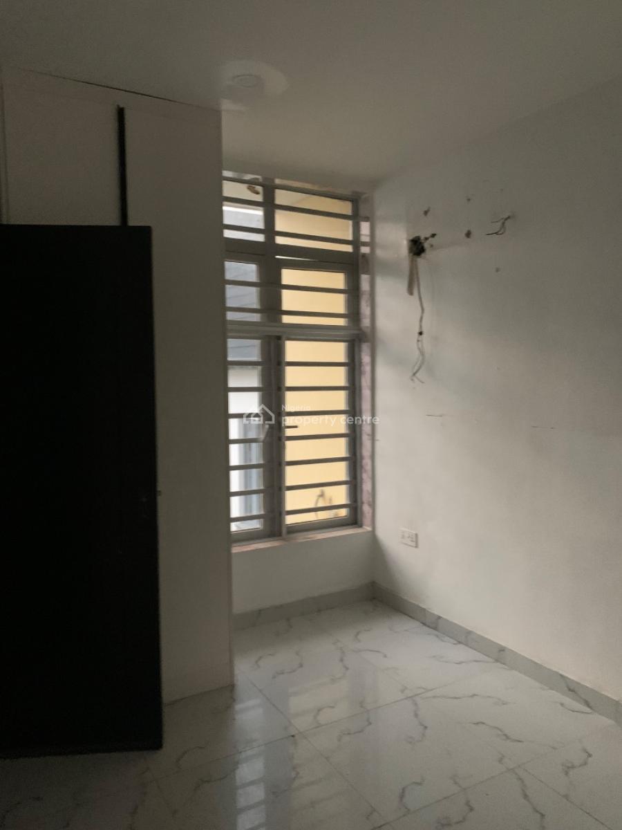 Luxury 2 Bedroom Apartment with Massive Kitchen in a Gated Estate, Orchid, Lekki Phase 2, Lekki, Lagos, Flat / Apartment for Rent