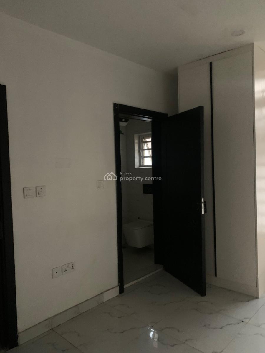 Luxury 2 Bedroom Apartment with Massive Kitchen in a Gated Estate, Orchid, Lekki Phase 2, Lekki, Lagos, Flat / Apartment for Rent