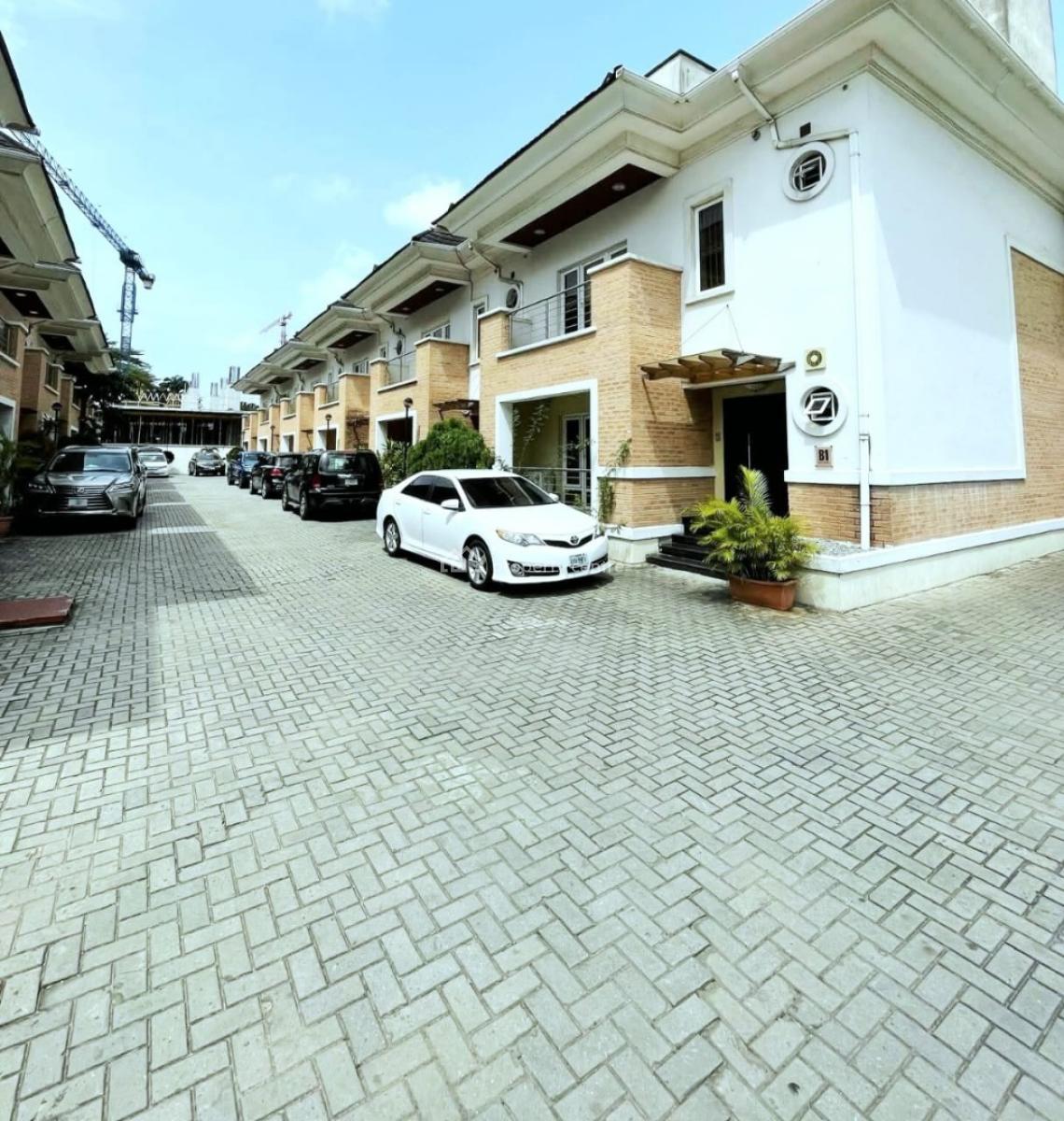 4 Bedrooms Townhouse with Swimming Pool, Old Gra, Port Harcourt, Rivers, Terraced Duplex for Rent