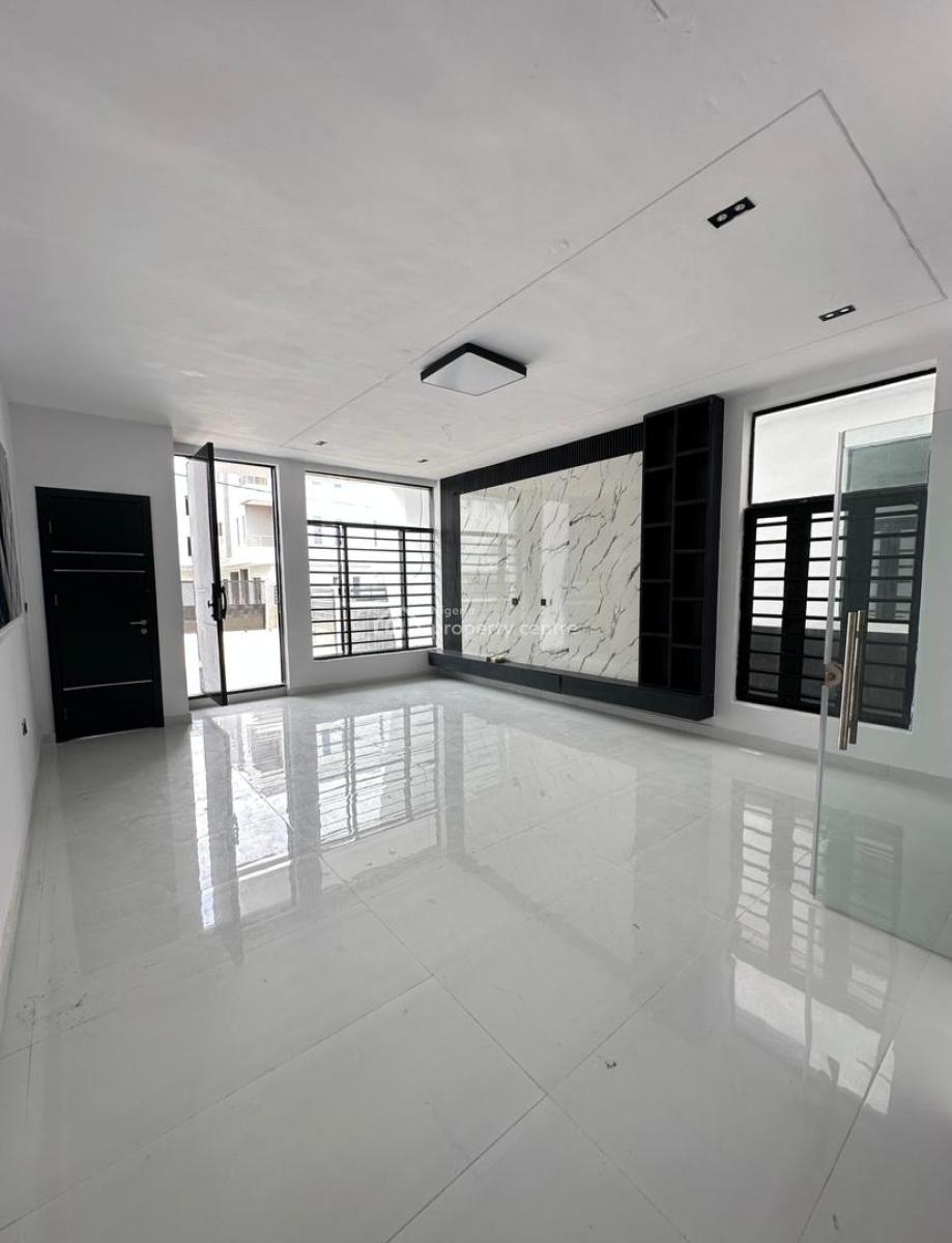 Glamorous  4 Bedroom Semi-detached Duplex with Bq in a Secure Estate, Ikota, Lekki, Lagos, Semi-detached Duplex for Sale