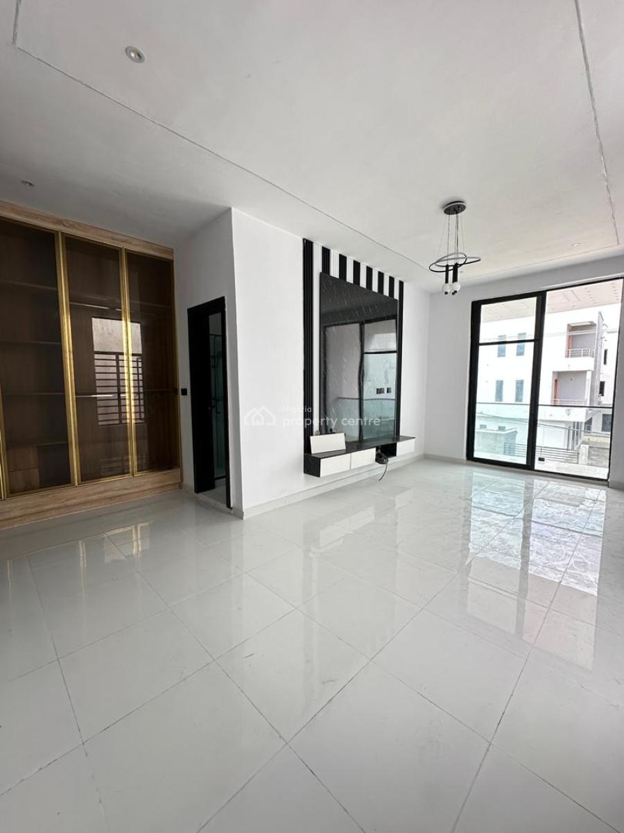 Glamorous  4 Bedroom Semi-detached Duplex with Bq in a Secure Estate, Ikota, Lekki, Lagos, Semi-detached Duplex for Sale