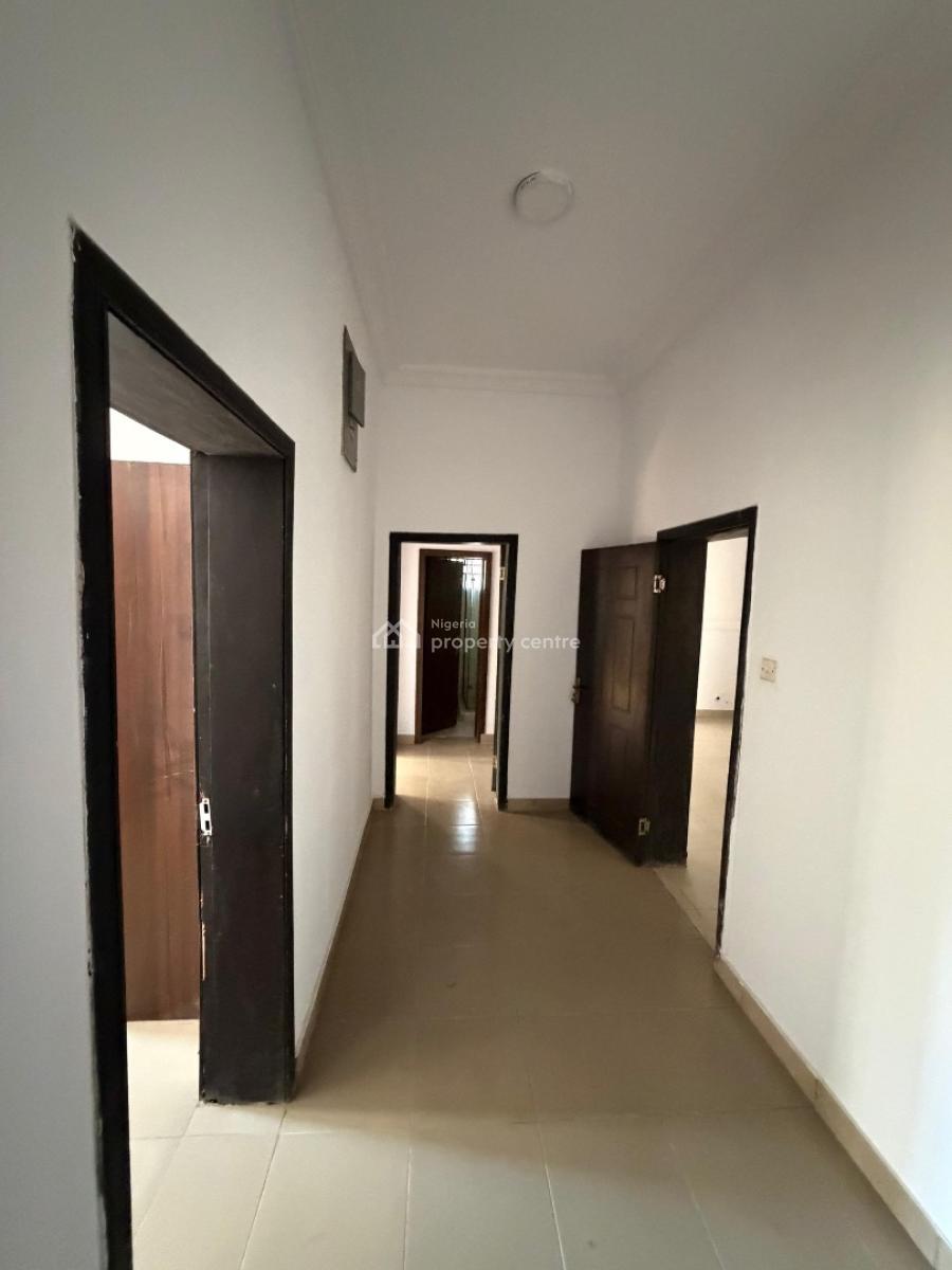 a Nice Spacious 3 Bedroom Apartment, Off Freedom Way, Lekki Phase 1, Lekki, Lagos, Flat / Apartment for Rent
