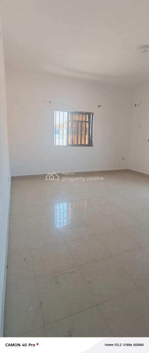 Standard Mini Flat with Visitor Toilet, Canal West Entrance Gate, Osapa, Lekki, Lagos, Mini Flat (room and Parlour) for Rent