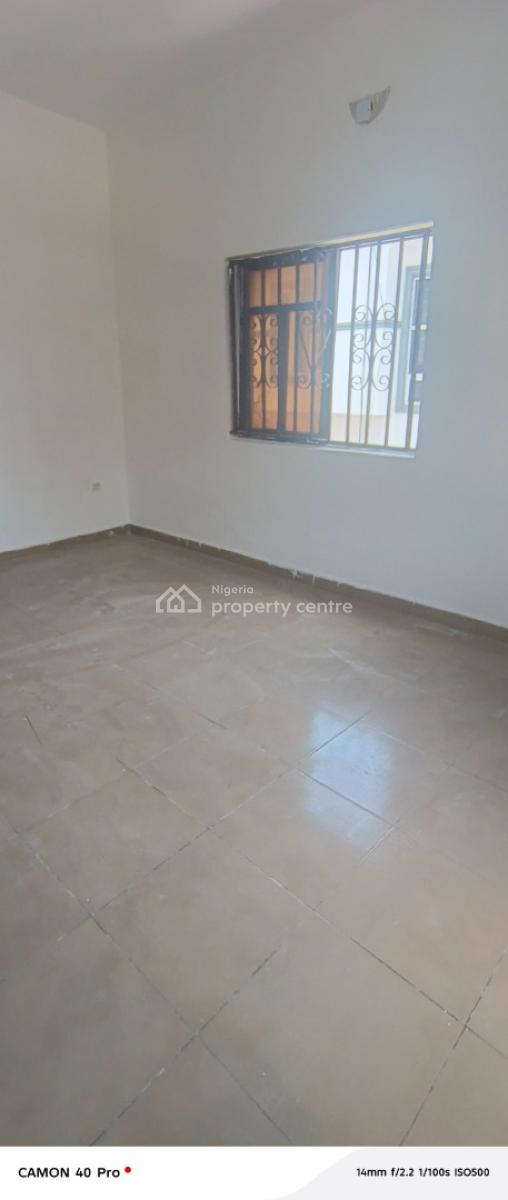 a Self Contain Sharing Kitchen with One Person, Kazeem Eletu Street, Osapa, Lekki, Lagos, Self Contain (single Rooms) for Rent