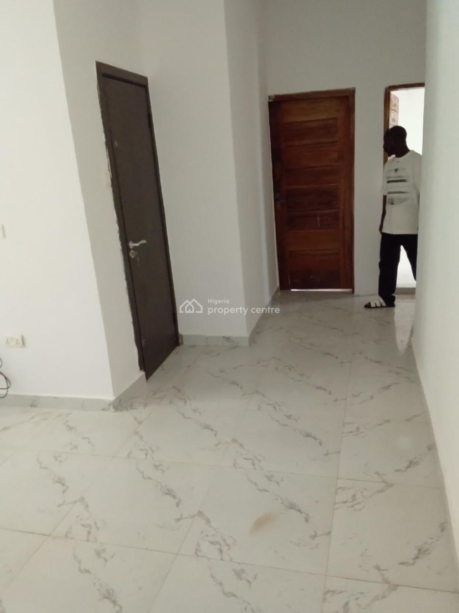 Well Maintained 2 Bedroom Flat, Ologunfe, Awoyaya, Ibeju Lekki, Lagos, Flat / Apartment for Rent