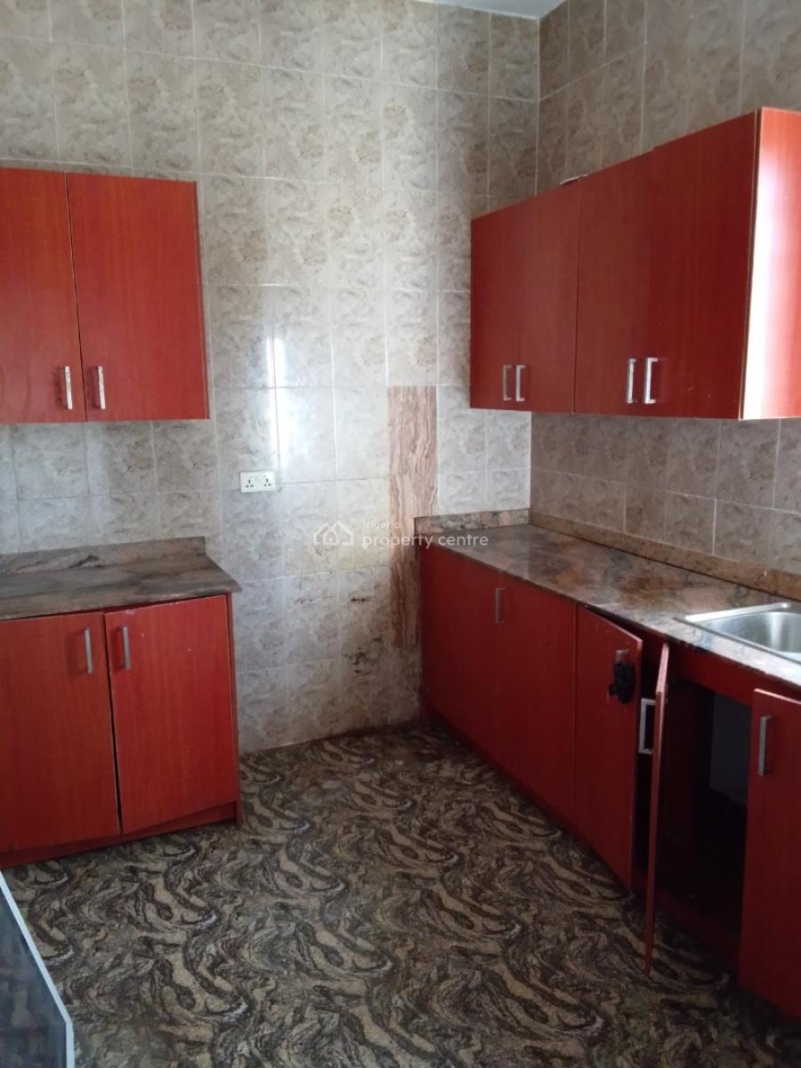Well Maintained 2 Bedroom Flat, Ologunfe, Awoyaya, Ibeju Lekki, Lagos, Flat / Apartment for Rent
