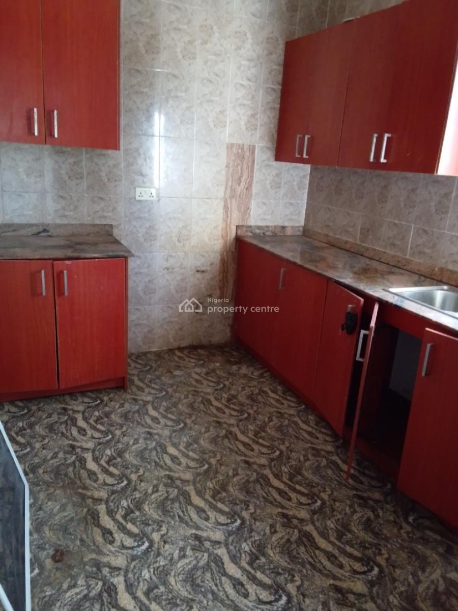 Well Maintained 2 Bedroom Flat, Ologunfe, Awoyaya, Ibeju Lekki, Lagos, Flat / Apartment for Rent